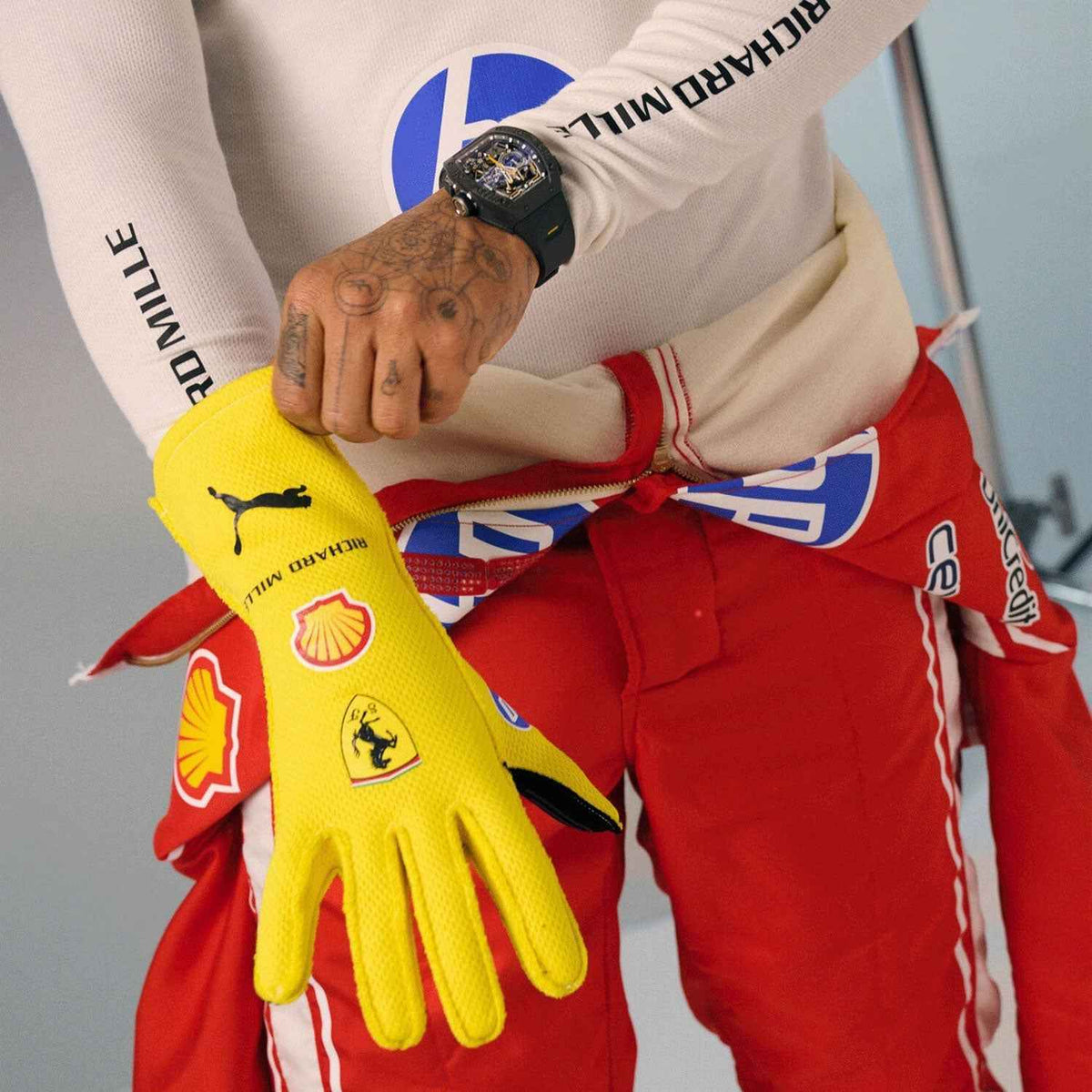 Lewis Hamilton Silverstone 2026 Race Gloves