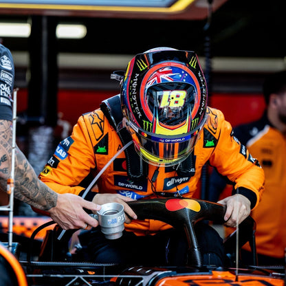 Oscar Piastri 2025 season racing costume, shown as a complete two-layer racing costume ready for fans and karters. Perfect grand prix attire for fans who want a race-ready look at the circuit or at home.